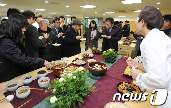 100년전 청주음식 ‘양반고을 품격 담겼네’